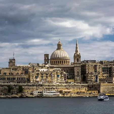 דירה Cosy 1br With Full Amenities In By 360 Estates *