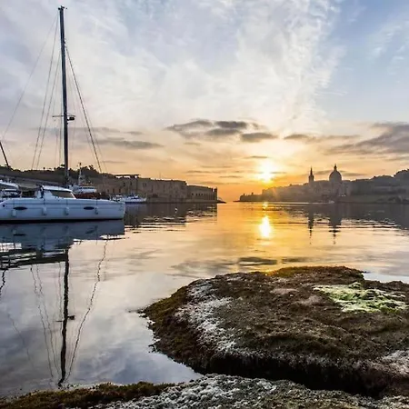 Cosy 1br With Full Amenities In By 360 Estates * Gzira