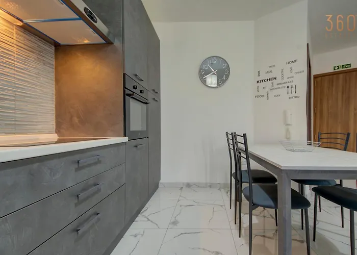 Appartement Cosy 1br With Full Amenities In By 360 Estates